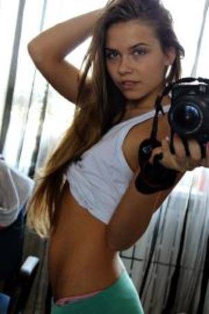 Meet Clarissa from Arizona (28) | Discreet Adult Dating