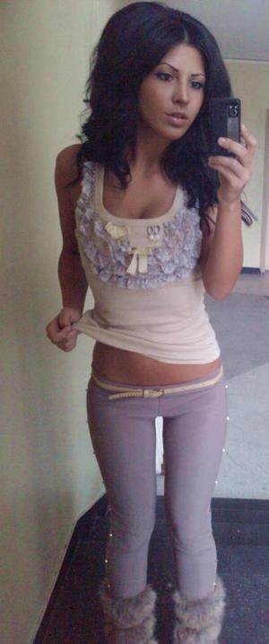 Eileen (19), local adult profile photo in Tacoma, WA