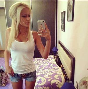 Profile photo of Stephanie, age 18, from San Diego, CA