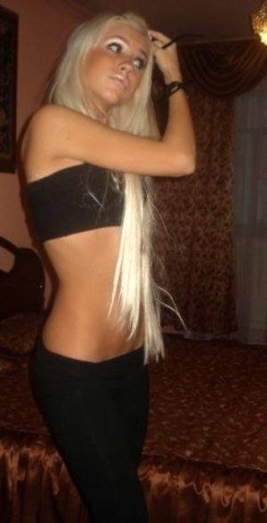 Meet Delilah (25) from Colorado | Explicit Casual Dating