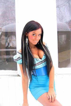 Yaritza, age 25, profile photo from Florida