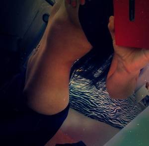 Destiny (19) in Nebraska | Direct Adult Encounters