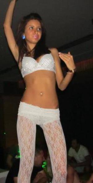 Connect with Raina (22) | Michigan Adult Fun