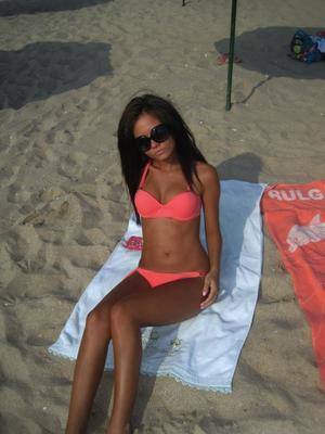 Meet Dominique (21) from Texas | Explicit Casual Dating