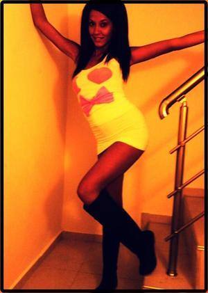 Anahi, 29, casual dating profile photo in Toronto, ONT