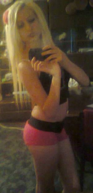 Alison (25) in Tulsa, OK, adult profile photo