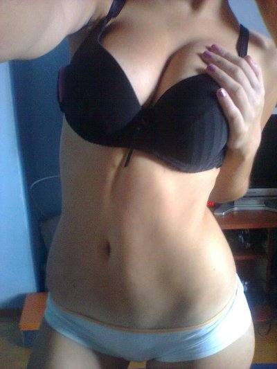 Meet Lindsay (28) from New Jersey | Explicit Casual Dating