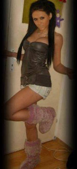 Thalia, 26, Florida | No-Nonsense Hookup Profile