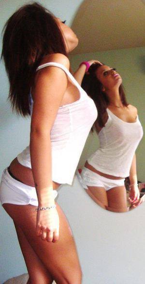 Meet Tatianna (29) from Alberta | Explicit Casual Dating