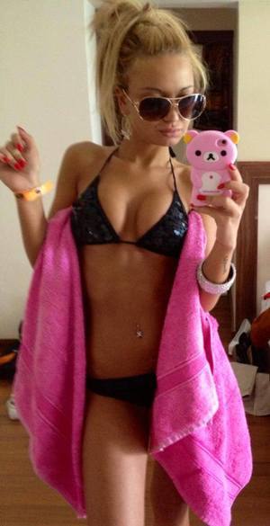 Danica (19) in Florida | Direct Adult Encounters