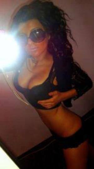 Meet Maryam (20) from Georgia | Explicit Casual Dating
