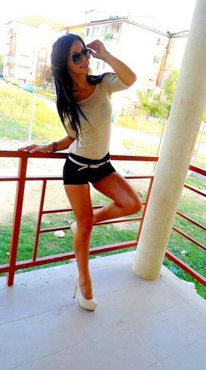 Alexia (26) in Ontario | Direct Adult Encounters