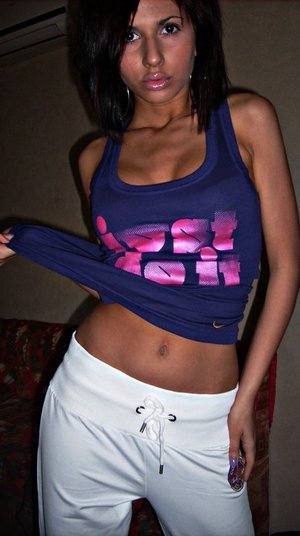 Photo of Constance, 19, adult dating profile from Des Moines, IA