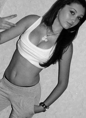 Lauryn (19) in North Carolina | Direct Adult Encounters