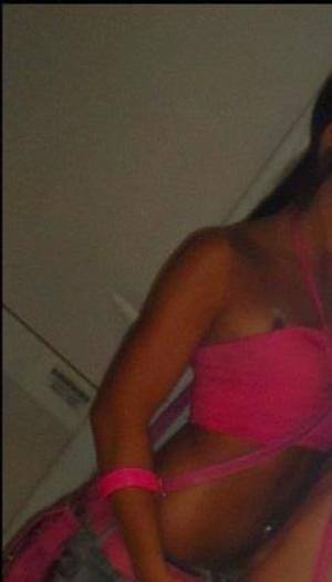 Robin, 29, Fresno, CA local dating profile photo