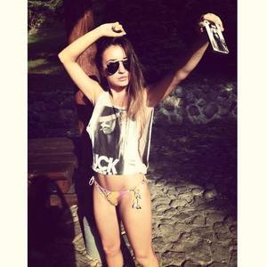 Meet Michelle (24) from Ohio | Explicit Casual Dating