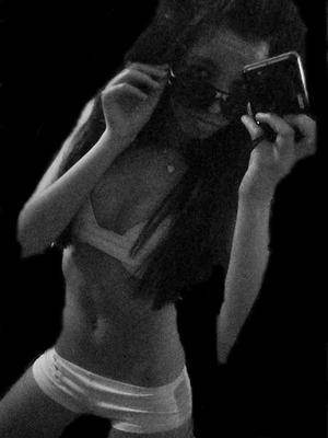 Photo of Carolina (26) from Fairfield, CA dating profile