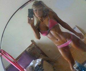 Meet Molly (28) from Ontario | Explicit Casual Dating