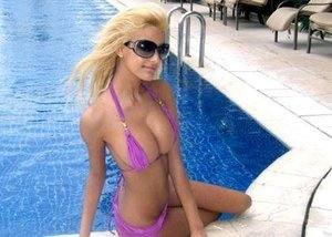 Sabrina, age 19, local profile image in San Diego, CA