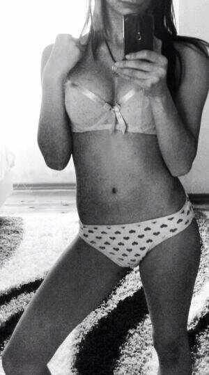 Connect with Kendal (30) | Florida Adult Fun