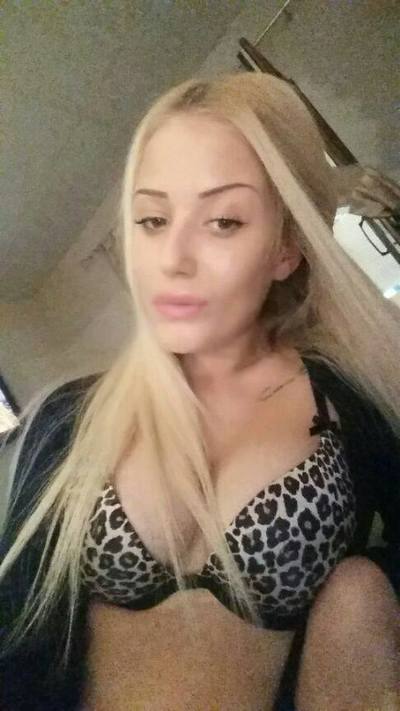 Meet Ashlee (23) from Arizona | Explicit Casual Dating
