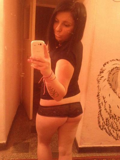 Looking for girls down to fuck? Latasha from Kingman, Kansas is your girl