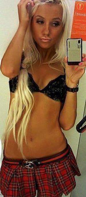 Eliana from Reelsville, Indiana is looking for adult webcam chat