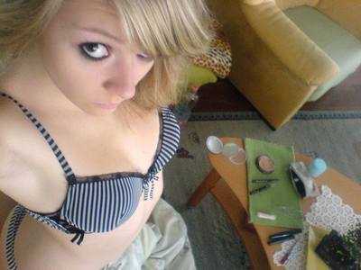 Nobuko from Hermiston, Oregon is looking for adult webcam chat