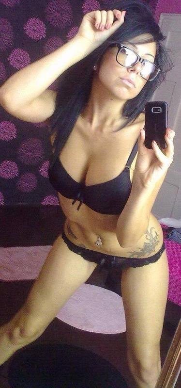 Nyla from Richland, Michigan is looking for adult webcam chat