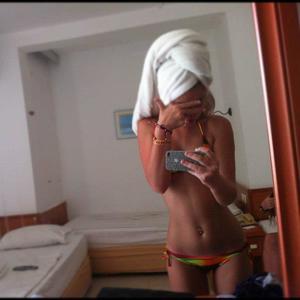 Marica from May Creek, Washington is looking for adult webcam chat