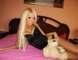 Liane from Mount Hermon, Kentucky is looking for adult webcam chat