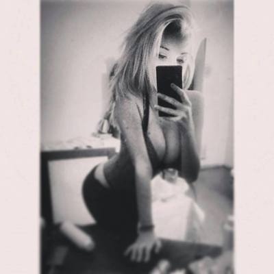 Oralee from West Rupert, Vermont is looking for adult webcam chat